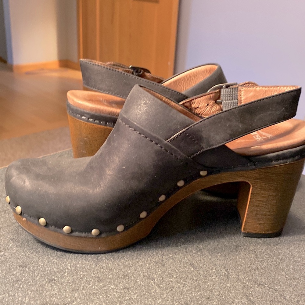 Dansko size 38 backstrap black clog:sandal